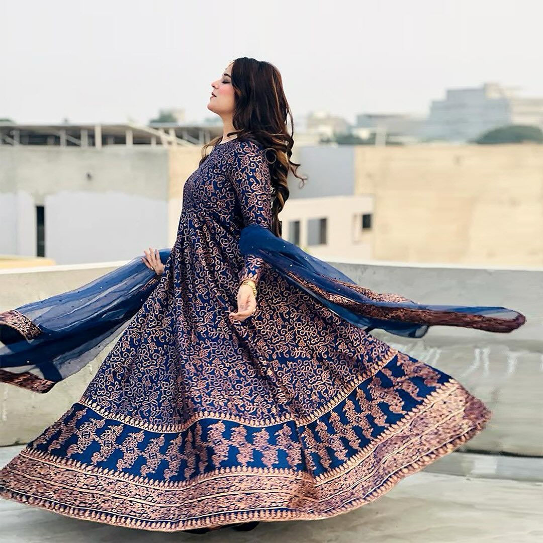 Fancy Samooz Silk Printed Maxi 3 pieces For Girls